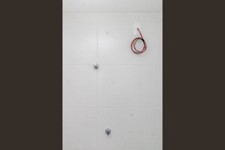 Banheiro de kitnet/studio à venda com 1 quarto, 17m² em Vila Nilo, São Paulo