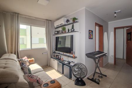 Sala de apartamento para alugar com 2 quartos, 51m² em Chapéu do Sol, Porto Alegre