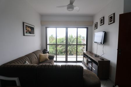 Sala de apartamento para alugar com 2 quartos, 80m² em Tombo, Guarujá