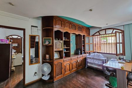 Sala de casa à venda com 4 quartos, 371m² em Planalto, Belo Horizonte