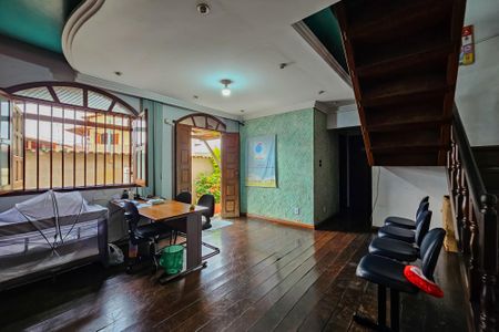 Sala de casa à venda com 4 quartos, 371m² em Planalto, Belo Horizonte
