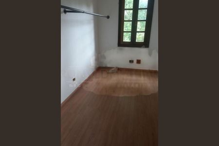 Casa à venda com 4 quartos, 250m² em Interlagos, São Paulo