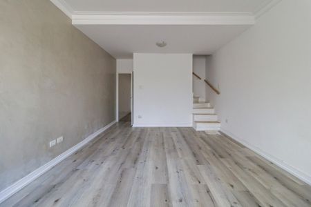 Sala de casa para alugar com 4 quartos, 110m² em Vila Cordeiro, São Paulo