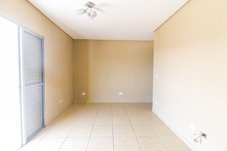 Sala de casa para alugar com 2 quartos, 90m² em Jardim Rosana, Ferraz de Vasconcelos