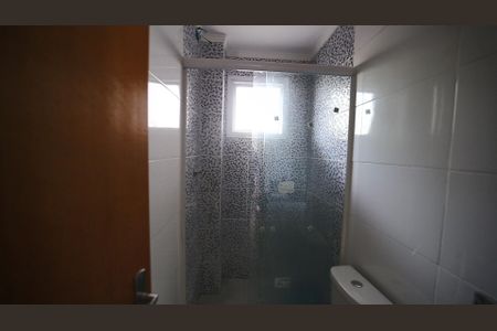 Banheiro de apartamento para alugar com 2 quartos, 39m² em Parque Boturussu, São Paulo