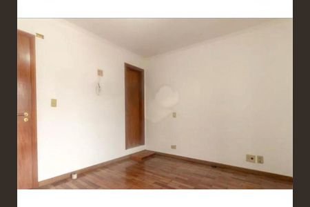 Casa de Condomínio à venda com 3 quartos, 130m² em Jardim Marajoara, São Paulo