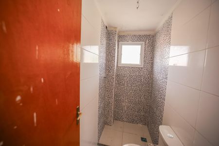 Banheiro de apartamento à venda com 2 quartos, 41m² em Parque Boturussu, São Paulo