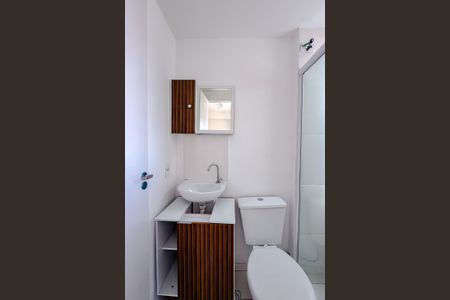 Banheiro de kitnet/studio para alugar com 1 quarto, 20m² em Chácara Inglesa, São Paulo