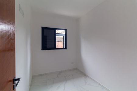 Quarto 1 de apartamento para alugar com 2 quartos, 44m² em Vila Paulo Silas, São Paulo