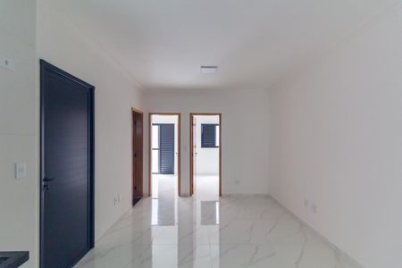 Sala de apartamento para alugar com 2 quartos, 48m² em Vila Paulo Silas, São Paulo