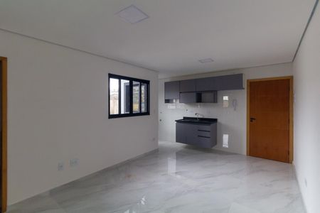 Sala de apartamento para alugar com 2 quartos, 48m² em Vila Paulo Silas, São Paulo