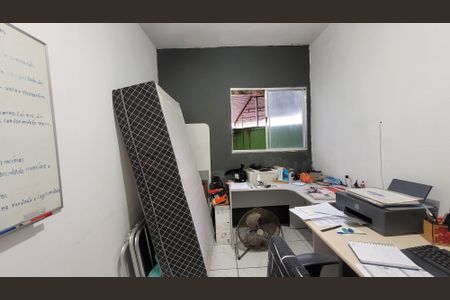 Quarto 2 de casa para alugar com 2 quartos, 65m² em Cavalcanti, Rio de Janeiro