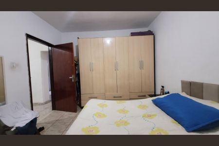 Quarto 1 de casa para alugar com 2 quartos, 65m² em Cavalcanti, Rio de Janeiro
