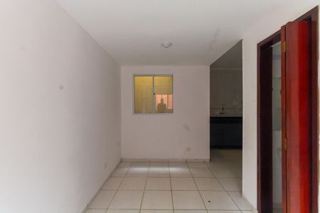 Sala de casa de condomínio para alugar com 2 quartos, 90m² em Vila Aricanduva, São Paulo