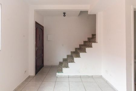 Sala de casa de condomínio para alugar com 2 quartos, 90m² em Vila Aricanduva, São Paulo