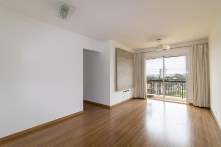 Sala de apartamento à venda com 3 quartos, 75m² em Jardim das Paineiras, Campinas