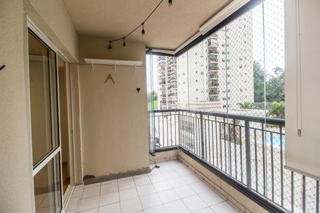 Varanda gourmet de apartamento para alugar com 3 quartos, 94m² em Jardim Tupanci, Barueri