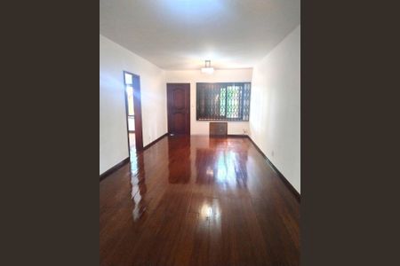 Sala de casa para alugar com 3 quartos, 191m² em Jardim São Pedro, Porto Alegre