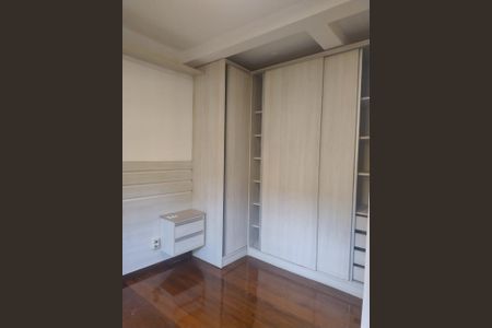 Quarto 1 de casa para alugar com 3 quartos, 191m² em Jardim São Pedro, Porto Alegre