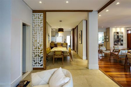 Casa à venda com 4 quartos, 474m² em Jardim Cordeiro, São Paulo