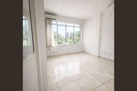 Sala de kitnet/studio para alugar com 1 quarto, 33m² em Cristo Redentor, Porto Alegre