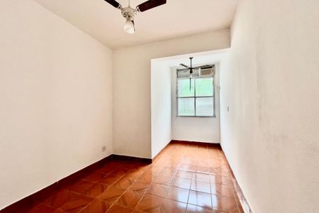 Sala de kitnet/studio à venda com 1 quarto, 21m² em Copacabana, Rio de Janeiro