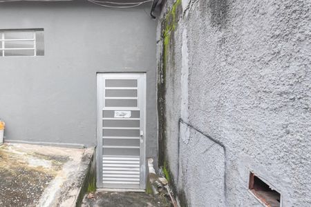 Entrada de kitnet/studio à venda com 1 quarto, 84m² em Arvoredo, Contagem