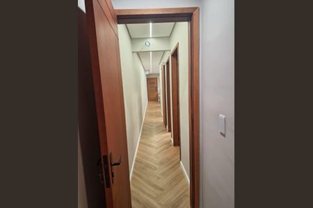 Corredor de apartamento à venda com 3 quartos, 78m² em Vila Leopoldina, Santo André