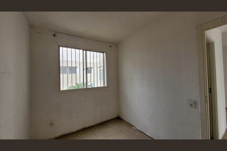 Apartamento para alugar com 2 quartos, 38m² em Jardim das Oliveiras, Itaquaquecetuba
