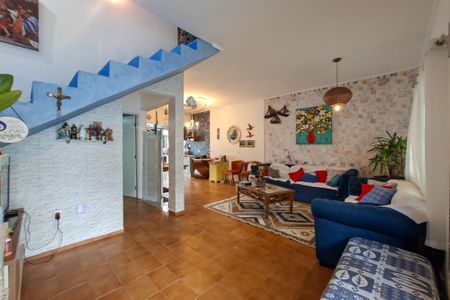 Sala de casa para alugar com 4 quartos, 220m² em Solemar, Praia Grande