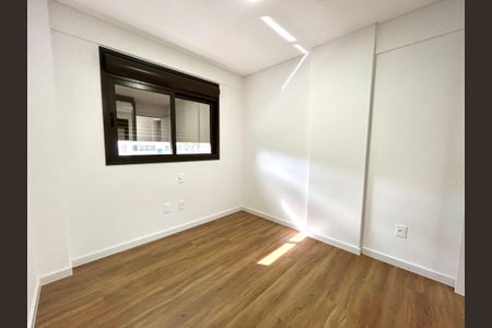 Quarto 1 de apartamento para alugar com 2 quartos, 61m² em Saco dos Limões, Florianópolis