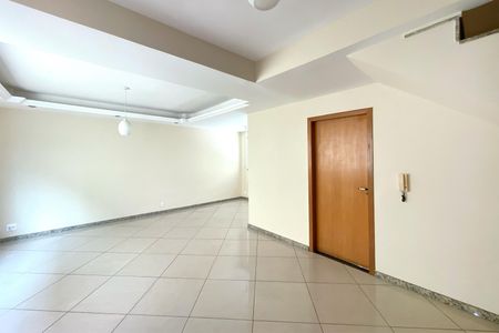Sala de casa para alugar com 4 quartos, 176m² em Santa Rosa, Belo Horizonte