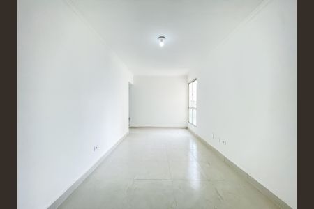 Sala de apartamento para alugar com 3 quartos, 60m² em Piratininga, Osasco