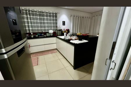 Cozinha de casa à venda com 3 quartos, 121m² em Aglomeração Urbana de Jundiaí, Jundiaí