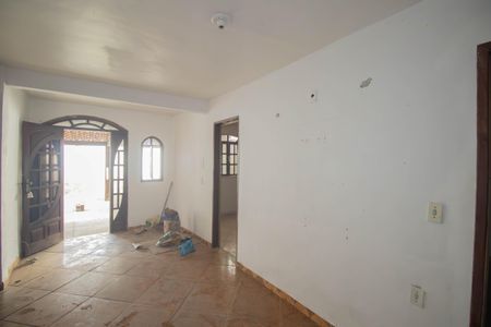 Sala de casa para alugar com 2 quartos, 135m² em Itaúna, São Gonçalo