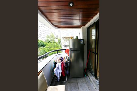 sacada de apartamento para alugar com 2 quartos, 69m² em Morumbi, São Paulo