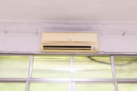 Sala de casa para alugar com 2 quartos, 150m² em Colégio, Rio de Janeiro