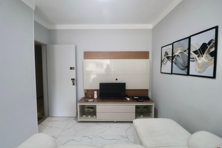 Sala de apartamento para alugar com 2 quartos, 75m² em Morro do Maluf, Guarujá