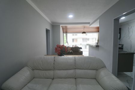 Sala de apartamento para alugar com 2 quartos, 75m² em Morro do Maluf, Guarujá