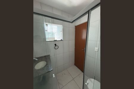 Banheiro de casa para alugar com 1 quarto, 65m² em Laranjal, São Gonçalo