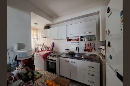 Cozinha de apartamento à venda com 2 quartos, 45m² em Jardim Sao Pedro, Osasco