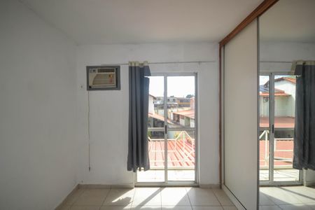 Quarto 1 de casa para alugar com 2 quartos, 67m² em Comendador Soares, Nova Iguaçu