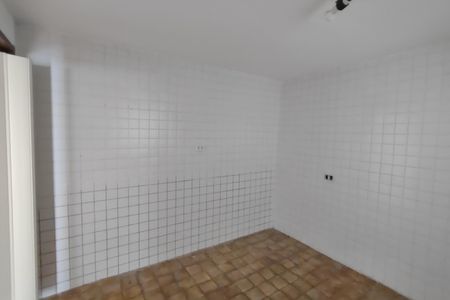 Quarto de casa para alugar com 1 quarto, 36m² em Vila Palmares, São Caetano do Sul