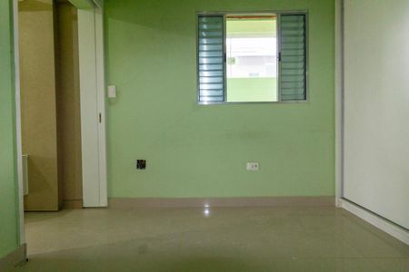 Quarto de casa para alugar com 1 quarto, 50m² em Burgo Paulista, São Paulo