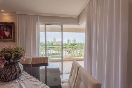 Sala de apartamento à venda com 3 quartos, 169m² em Parque Prado, Campinas