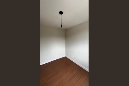 Quarto de apartamento para alugar com 2 quartos, 40m² em Lajeado, Cotia