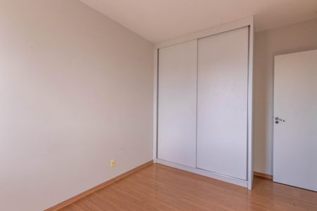 Quarto 1 de apartamento para alugar com 3 quartos, 85m² em Carlos Prates, Belo Horizonte