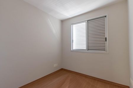 Quarto 2 de apartamento para alugar com 3 quartos, 85m² em Carlos Prates, Belo Horizonte