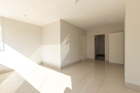 Sala de apartamento para alugar com 3 quartos, 85m² em Carlos Prates, Belo Horizonte