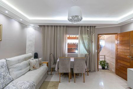Sala de casa à venda com 3 quartos, 84m² em Jardim Danfer, São Paulo
